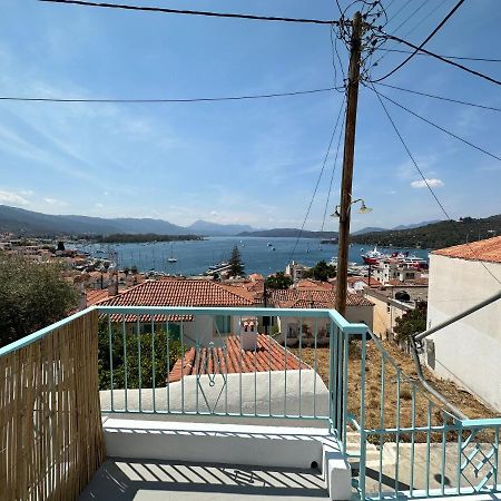 Brinia Cosy Apartment Poros Town ภายนอก รูปภาพ