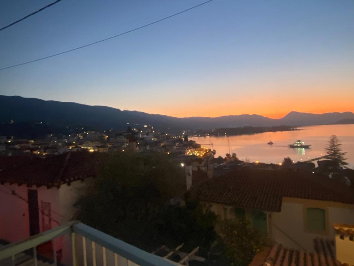 Brinia Cosy Apartment Poros Town ภายนอก รูปภาพ