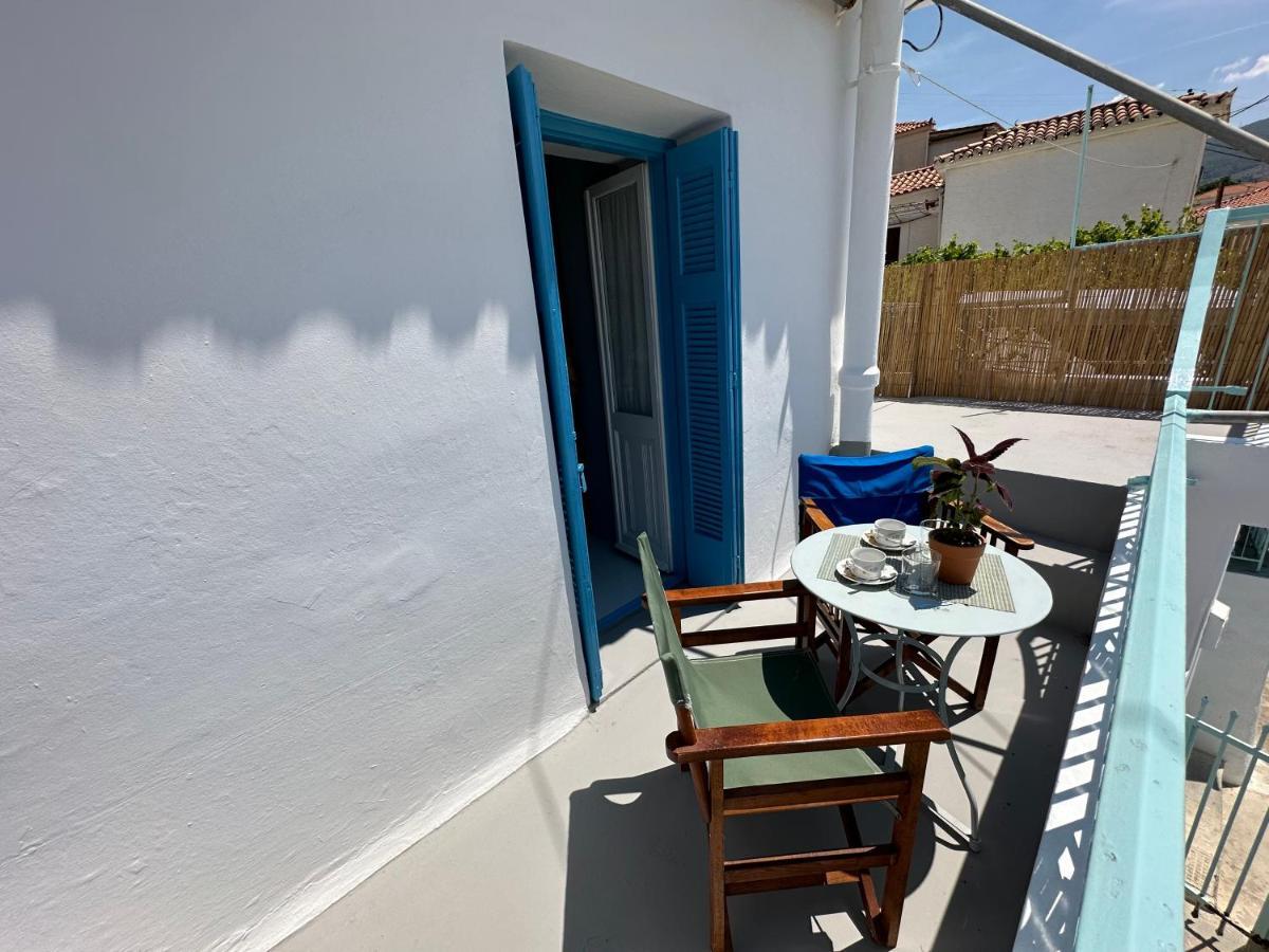 Brinia Cosy Apartment Poros Town ภายนอก รูปภาพ