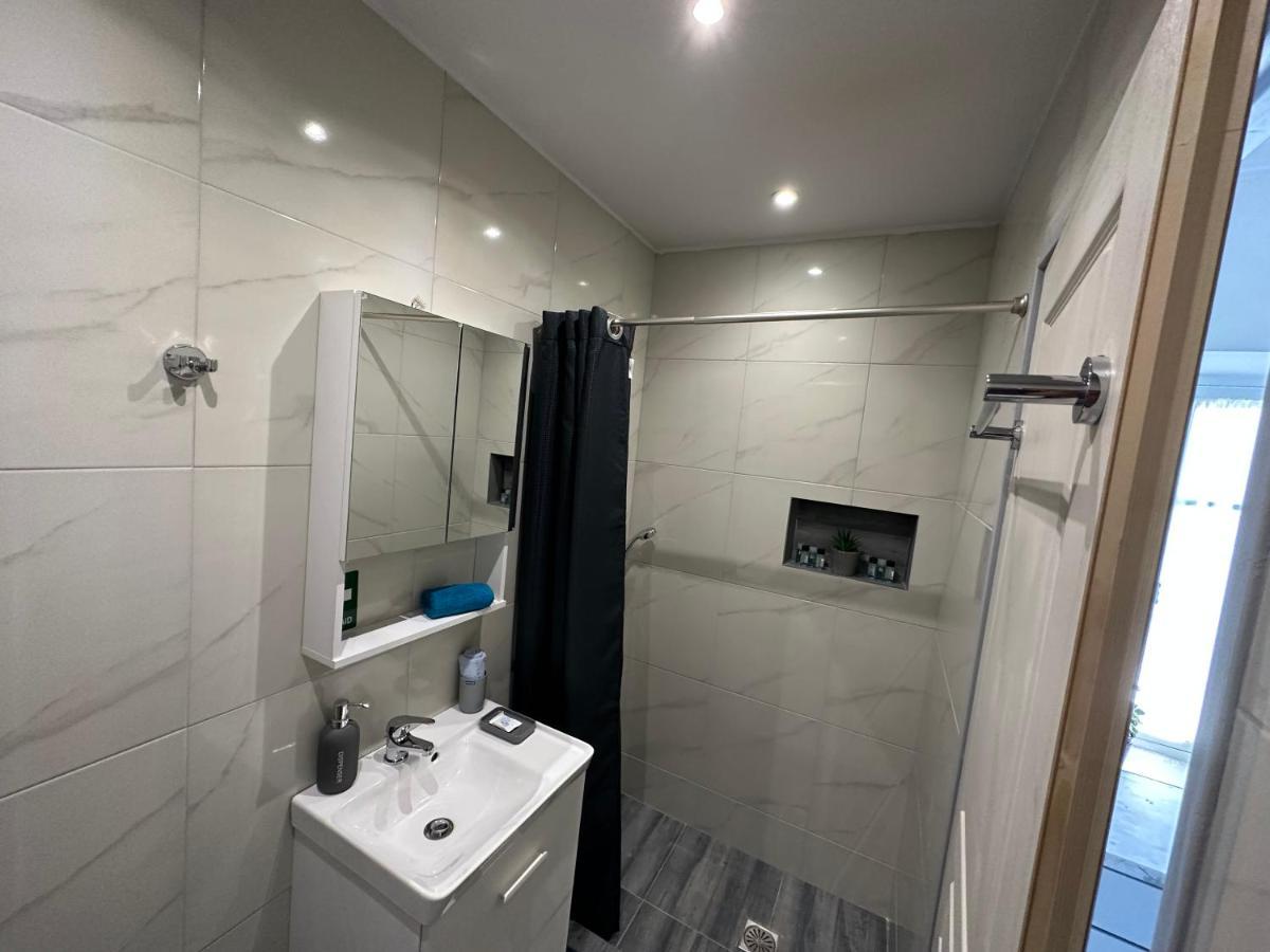 Brinia Cosy Apartment Poros Town ภายนอก รูปภาพ